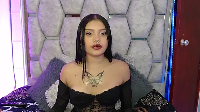 AnalyMilles online show from November 28, 2:56 am