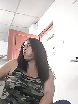 MEYBELLATINA online show from February 21, 10:01 pm