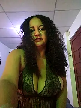 ANTHONYHOTT69 online show from May 8, 11:19 pm