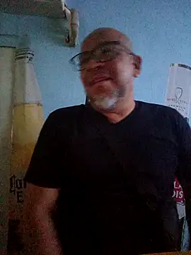 ANTHONYHOTT69 online show from October 31, 11:44 pm