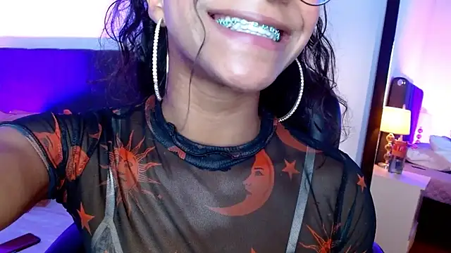 SashaBowei online show from November 2, 2:05 am