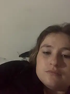 Snapshot of BuzzBunni69 chatting on November 6, 8:51 am BuzzBunni69 online show from November 6, 8:51 am