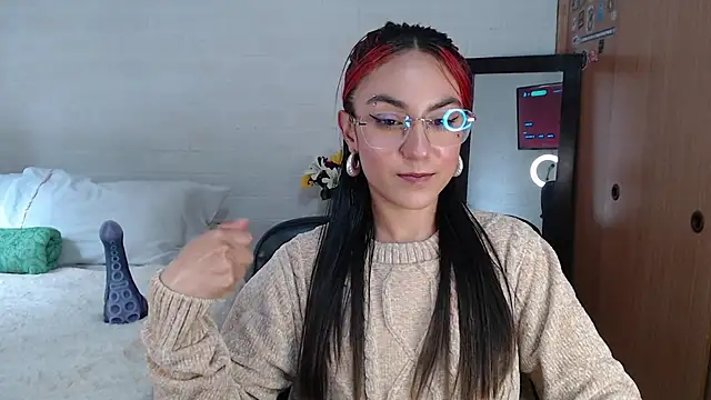 Snapshot of Amy66 chatting on May 27, 7:21 pm Amy66 online show from May 27, 7:21 pm
