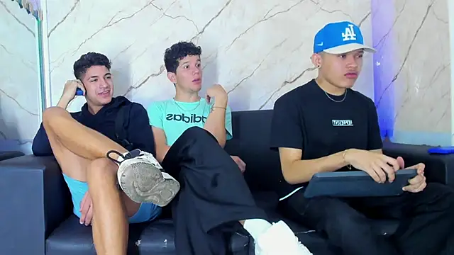 Stiben boy online show from November 30, 4:02 am