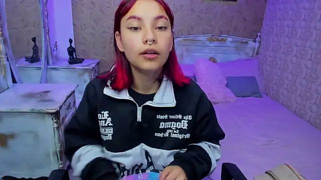 Megane whitte online show from January 19, 3:54 am