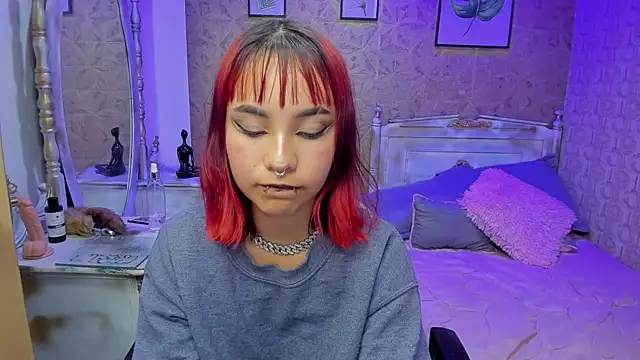 Megane whitte online show from January 8, 3:12 am