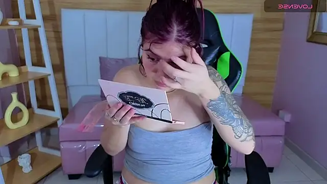 draviana a  online show from November 28, 3:07 am