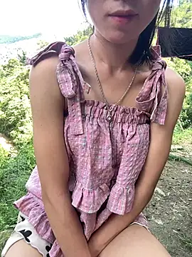 Snapshot of -mayhan11 chatting on July 4, 8:21 am -mayhan11 online show from July 4, 8:21 am