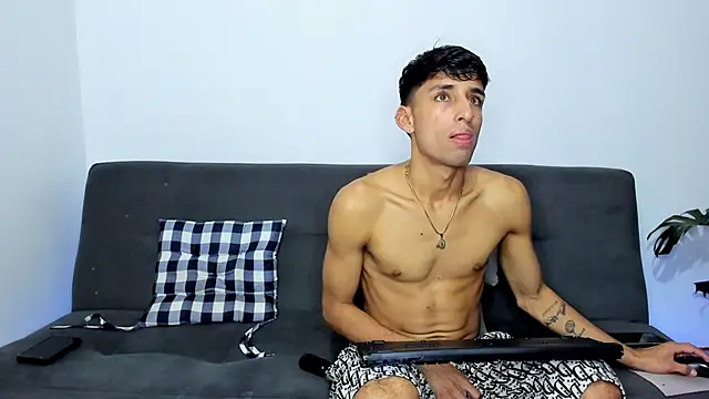 Snapshot of joe_foxx chatting on October 23, 5:06 am joe foxx online show from October 23, 5:06 am