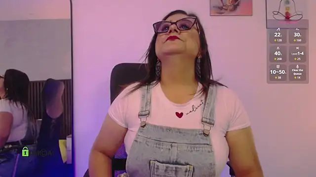 alahia mellers online show from October 25, 3:06 am