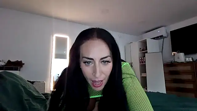 sexyblue queen online show from May 18, 12:33 am