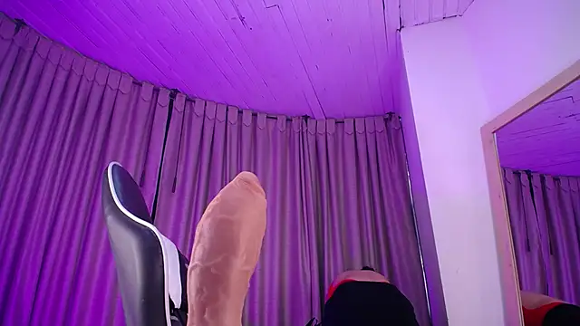 Tamararosses online show from March 16, 1:26 pm