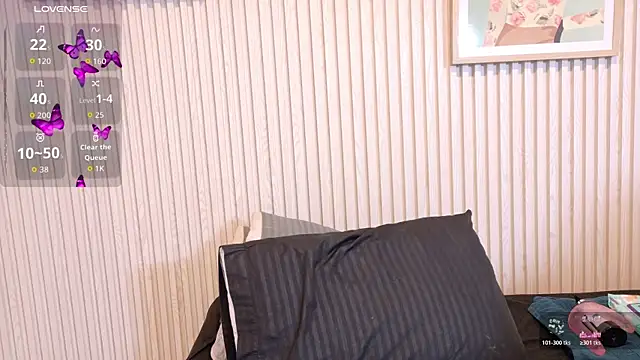 Snapshot of Abrilmirren chatting on March 3, 11:17 am Abrilmirren online show from March 3, 11:17 am