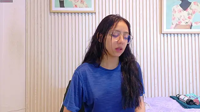 Abrilmirren online show from April 17, 11:24 am