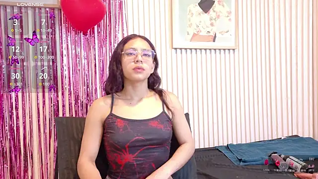 Snapshot of Abrilmirren chatting on February 11, 11:10 am Abrilmirren online show from February 11, 11:10 am