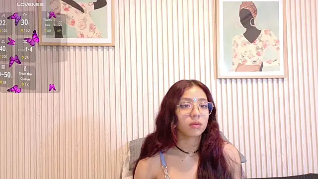 Snapshot of Abrilmirren chatting on February 4, 11:05 am Abrilmirren online show from February 4, 11:05 am