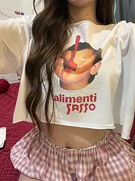 Snapshot of Quynhbabysexy chatting on July 16, 7:27 am Quynhbabysexy online show from July 16, 7:27 am