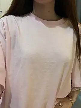 Snapshot of Quynhbabysexy chatting on June 30, 6:57 am Quynhbabysexy online show from June 30, 6:57 am