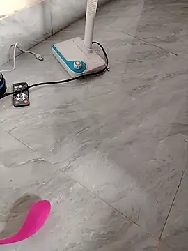 Quynhbabysexy online show from October 21, 6:57 am