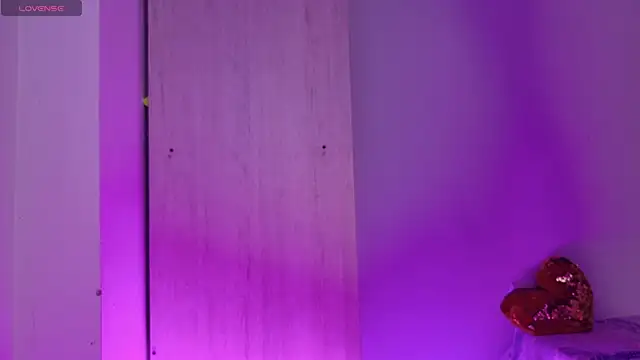 miamiller188 online show from November 5, 11:52 pm