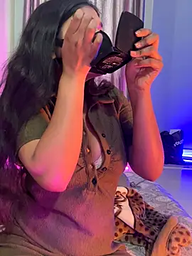 Lisa afreen online show from December 1, 3:07 am