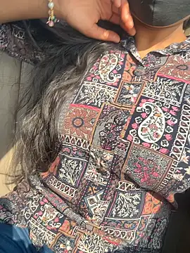 Lisa afreen online show from February 1, 8:01 am