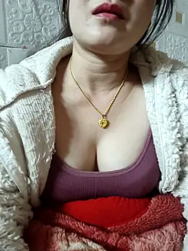 Paul-paul11 online show from February 3, 1:05 am