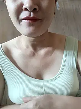 Snapshot of Paul-paul11 chatting on October 23, 1:04 am Paul-paul11 online show from October 23, 1:04 am