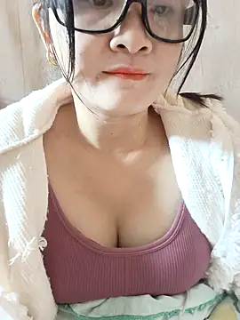 Snapshot of Paul-paul11 chatting on November 25, 2:01 am Paul-paul11 online show from November 25, 2:01 am