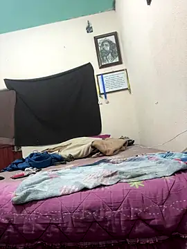 Sk3m veryhot online show from December 14, 3:24 am