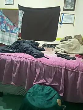 Sk3m veryhot online show from February 3, 10:31 am