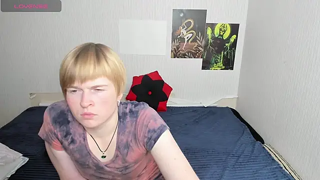 Snapshot of Cattie_w_ chatting on November 25, 1:17 am Cattie w online show from November 25, 1:17 am