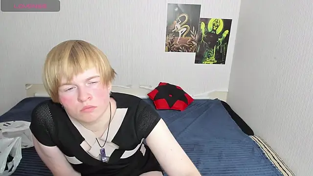 Snapshot of Cattie_w_ chatting on November 14, 1:20 am Cattie w online show from November 14, 1:20 am