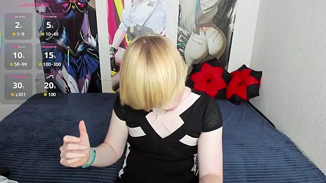 Snapshot of Cattie_w_ chatting on October 16, 1:14 am Cattie w online show from October 16, 1:14 am