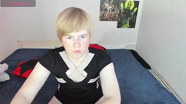 Snapshot of Cattie_w_ chatting on November 11, 1:11 am Cattie w online show from November 11, 1:11 am