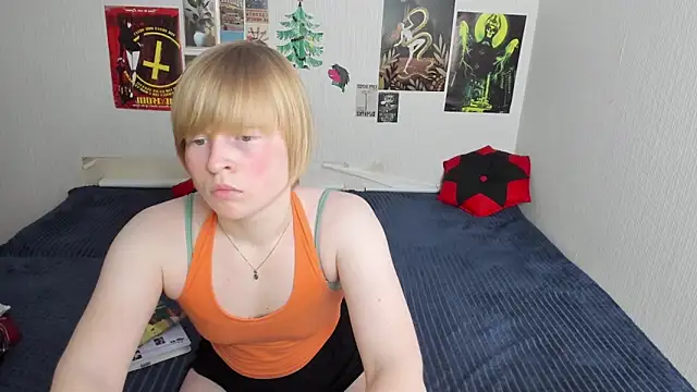 Cattie w  online show from March 16, 1:13 am