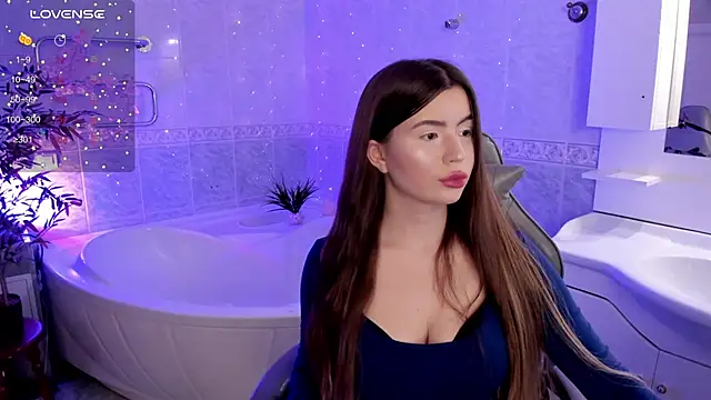 IamAdel online show from February 9, 2:15 pm