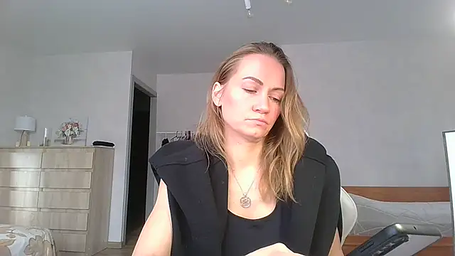 Thavione online show from February 11, 8:58 am