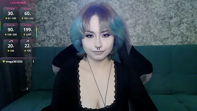 Snapshot of LeisaHopperstad chatting on April 20, 2:18 pm LeisaHopperstad online show from April 20, 2:18 pm