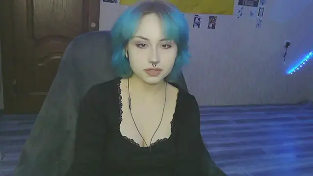 LeisaHopperstad online show from February 22, 2:19 pm