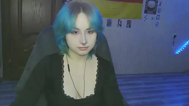 LeisaHopperstad online show from February 16, 2:16 pm