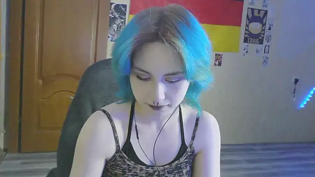 LeisaHopperstad online show from February 5, 2:13 pm