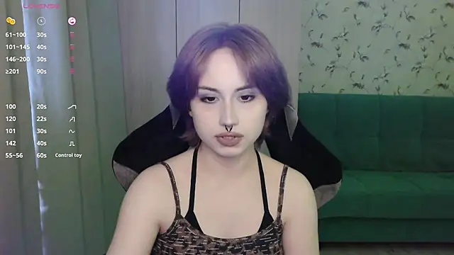 Snapshot of LeisaHopperstad chatting on May 27, 1:07 pm LeisaHopperstad online show from May 27, 1:07 pm