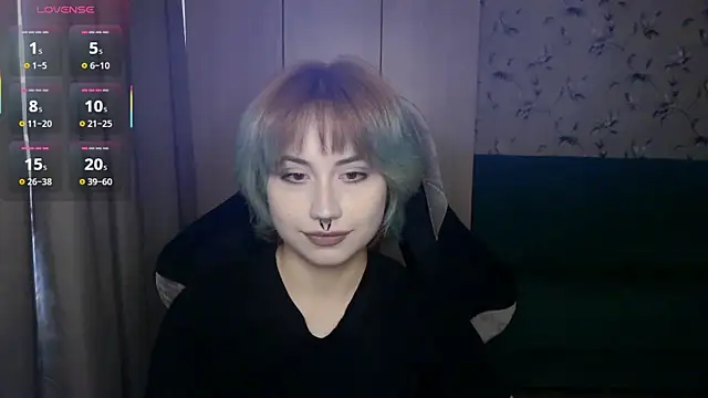 Snapshot of LeisaHopperstad chatting on May 6, 12:20 pm LeisaHopperstad online show from May 6, 12:20 pm