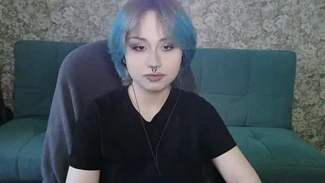 LeisaHopperstad online show from April 5, 2:13 pm