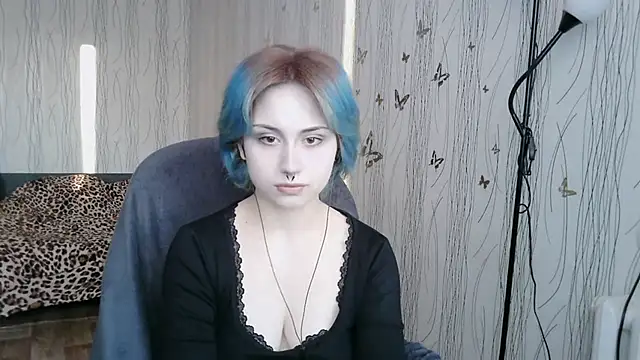 LeisaHopperstad online show from March 22, 2:29 pm