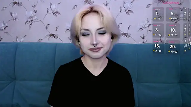 Snapshot of LeisaHopperstad chatting on July 11, 9:42 am LeisaHopperstad online show from July 11, 9:42 am
