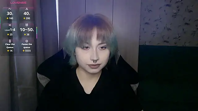 Snapshot of LeisaHopperstad chatting on May 4, 12:19 pm LeisaHopperstad online show from May 4, 12:19 pm