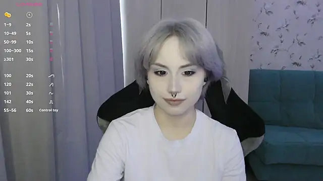 Snapshot of LeisaHopperstad chatting on June 10, 12:39 pm LeisaHopperstad online show from June 10, 12:39 pm