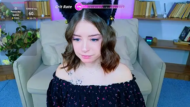 Snapshot of _Amelia_Shine_ chatting on December 3, 2:23 am Amelia Shine online show from December 3, 2:23 am